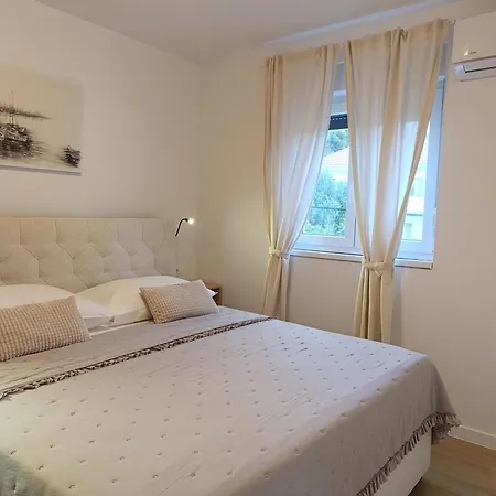 Luxury Nicole 2 Apartman